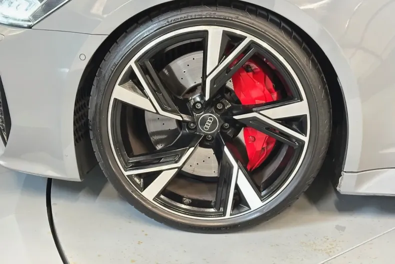 Audi RS6 din 2023 cu 33.000 km - oferta AUD174823 - foto 9