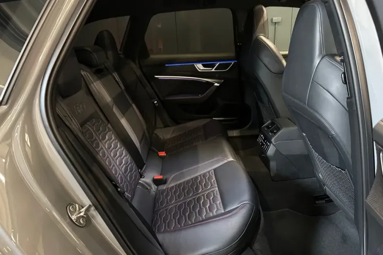 Audi RS6 din 2023 cu 33.000 km - oferta AUD174823 - foto 29