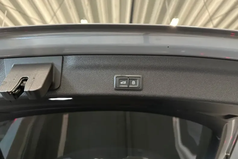 Audi RS6 din 2023 cu 33.000 km - oferta AUD174823 - foto 33