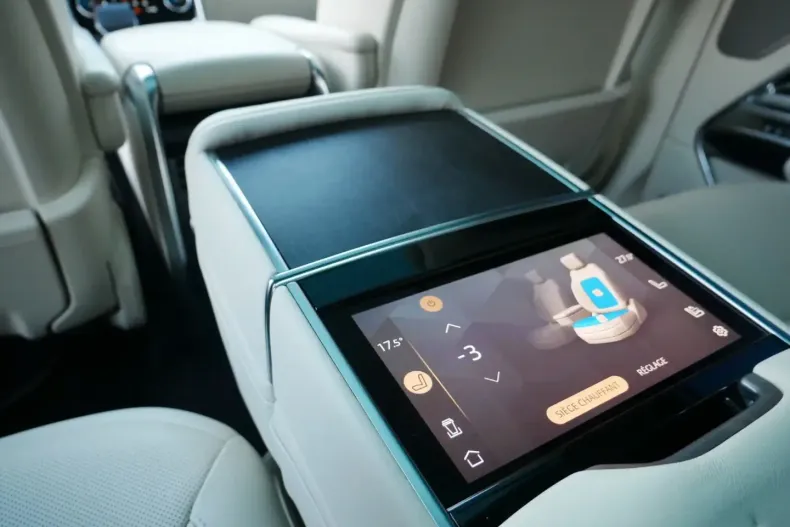 Land Rover Range Rover din 2022 cu 74.000 km - oferta LAN174824 - foto 12