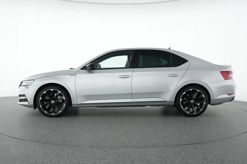 Skoda Superb din 2021 cu 38.886 km - oferta SKO174827 - foto 8