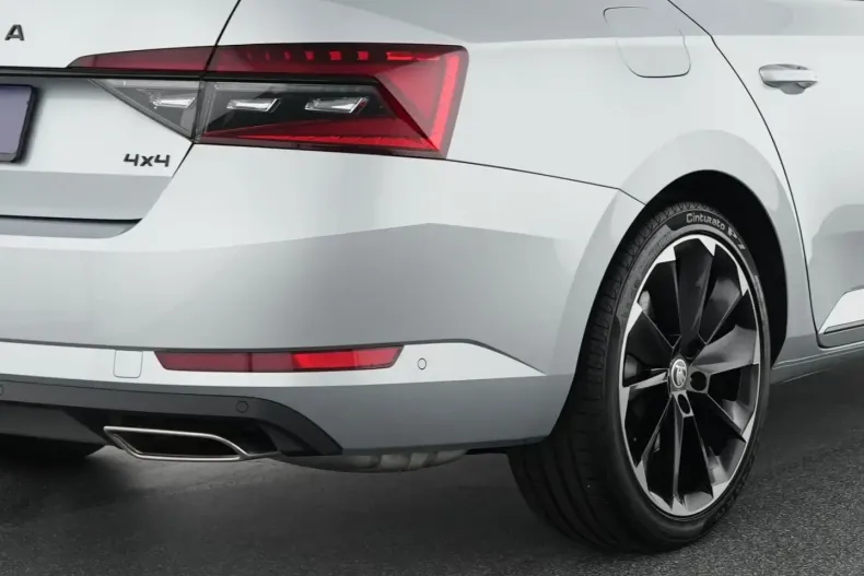 Skoda Superb din 2021 cu 38.886 km - oferta SKO174827 - foto 13