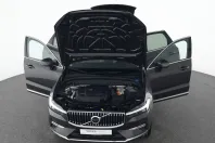 Volvo XC60 din 2022 cu 64.818 km - oferta VOL174834 - foto 12