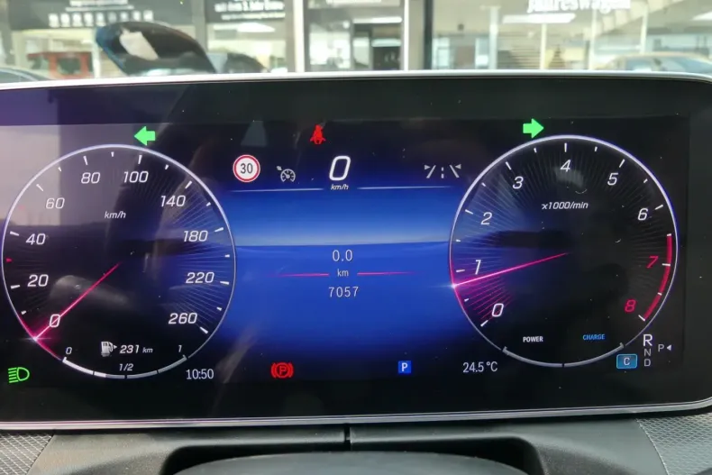 Mercedes-Benz C 180 din 2024 cu 7.048 km - oferta MER174836 - foto 7