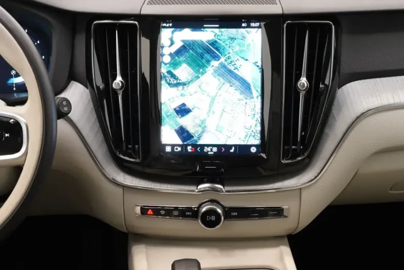 Volvo XC60 din 2023 cu 33.573 km - oferta VOL174846 - foto 10