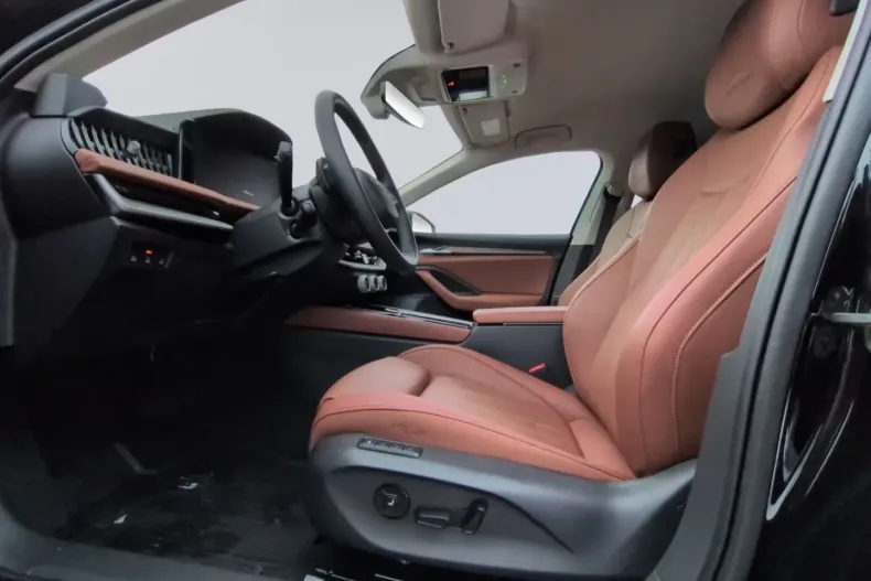 Skoda Superb din 2025 cu 13.089 km - oferta SKO174847 - foto 10