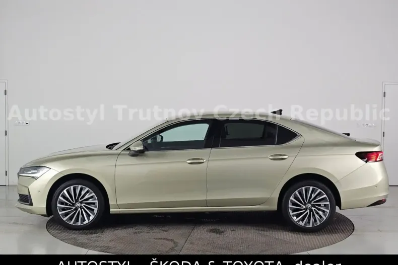 Skoda Superb din 2024 cu 19.601 km - oferta SKO174848 - foto 4