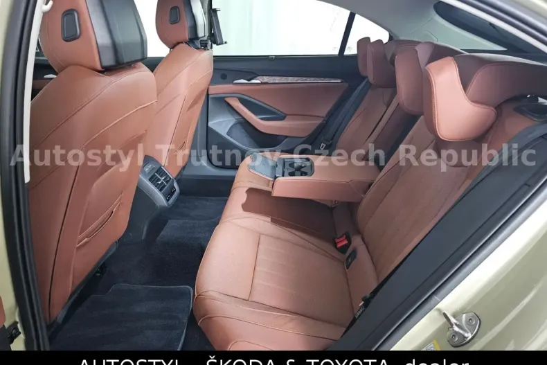 Skoda Superb din 2024 cu 19.601 km - oferta SKO174848 - foto 10