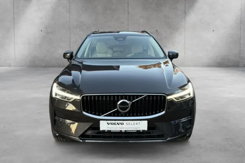 Volvo XC60 din 2022 cu 70.400 km - oferta VOL174851 - foto 2