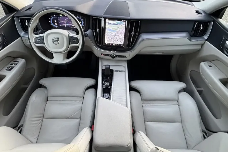 Volvo XC60 din 2022 cu 70.400 km - oferta VOL174851 - foto 20