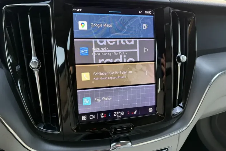 Volvo XC60 din 2022 cu 70.400 km - oferta VOL174851 - foto 28