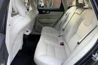 Volvo XC60 din 2022 cu 70.400 km - oferta VOL174851 - foto 35