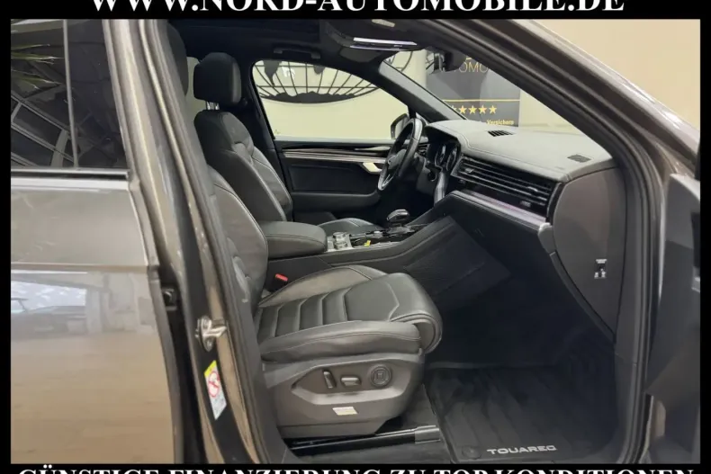 Volkswagen Touareg din 2021 cu 54.895 km - oferta VOL174852 - foto 17
