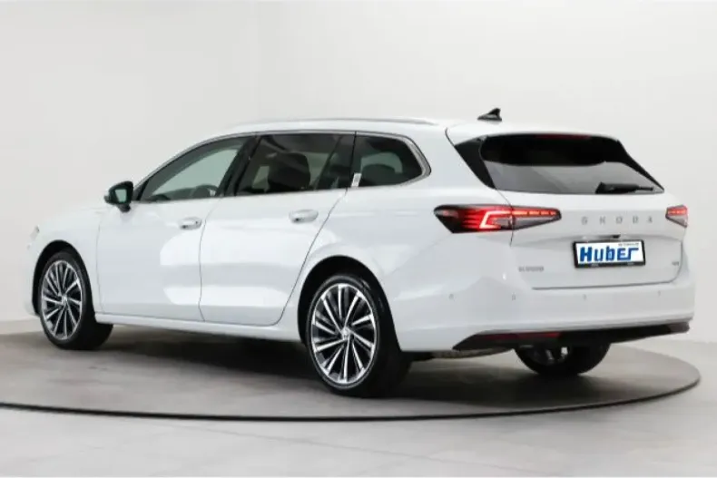 Skoda Superb din 2024 cu 20.667 km - oferta SKO174853 - foto 7