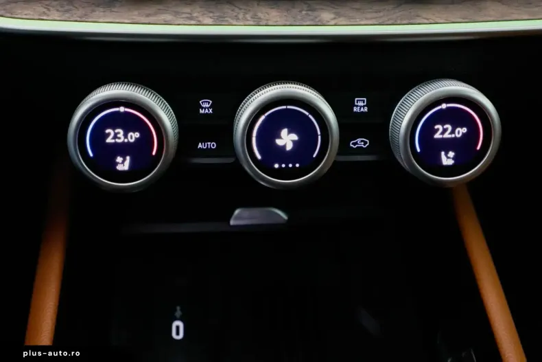 Skoda Superb din 2024 cu 20.667 km - oferta SKO174853 - foto 17