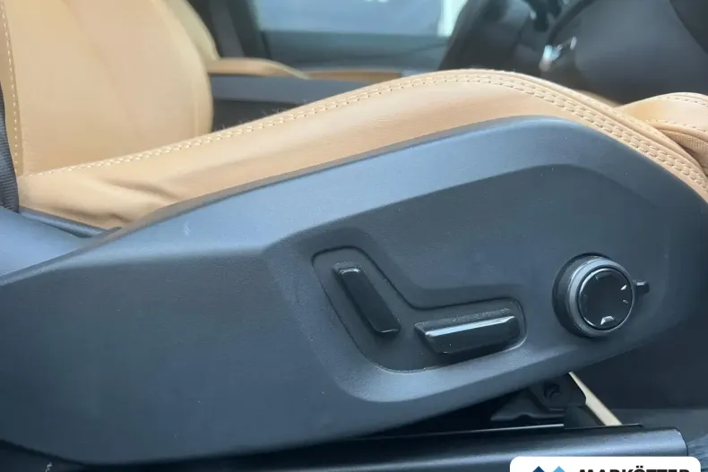 Volvo XC90 din 2022 cu 46.262 km - oferta VOL174856 - foto 21