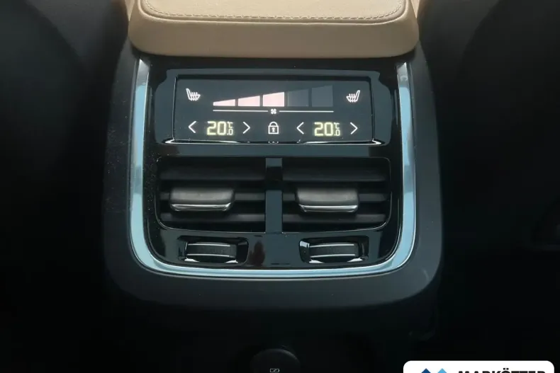 Volvo XC90 din 2022 cu 46.262 km - oferta VOL174856 - foto 34