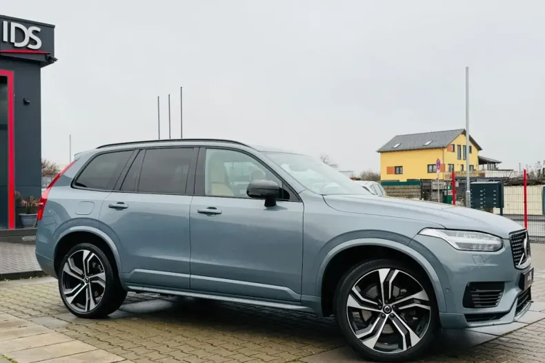 Volvo XC90 din 2022 cu 76.702 km - oferta VOL174857 - foto 3