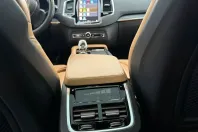 Volvo XC90 din 2022 cu 76.702 km - oferta VOL174857 - foto 24