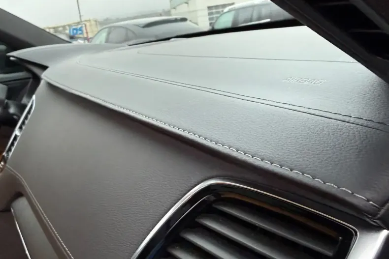 Volvo XC90 din 2022 cu 76.702 km - oferta VOL174857 - foto 33