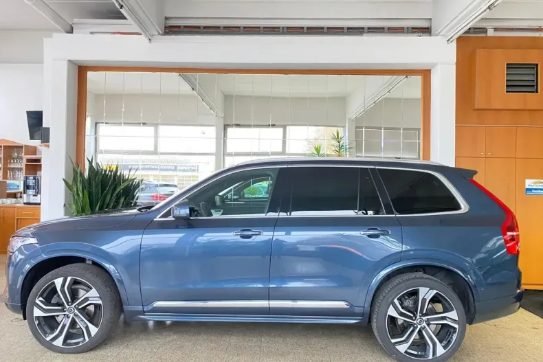 Volvo XC90 din 2023 cu 76.900 km - oferta VOL174858 - foto 5