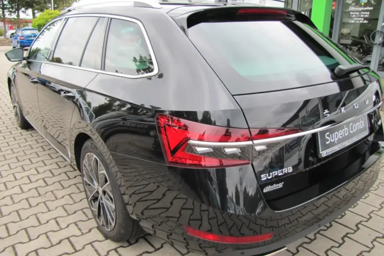 Skoda Superb din 2023 cu 44.150 km - oferta SKO174860 - foto 4