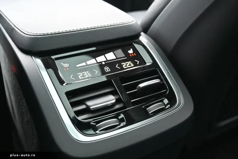 Volvo XC90 din 2022 cu 61.955 km - oferta VOL174865 - foto 26