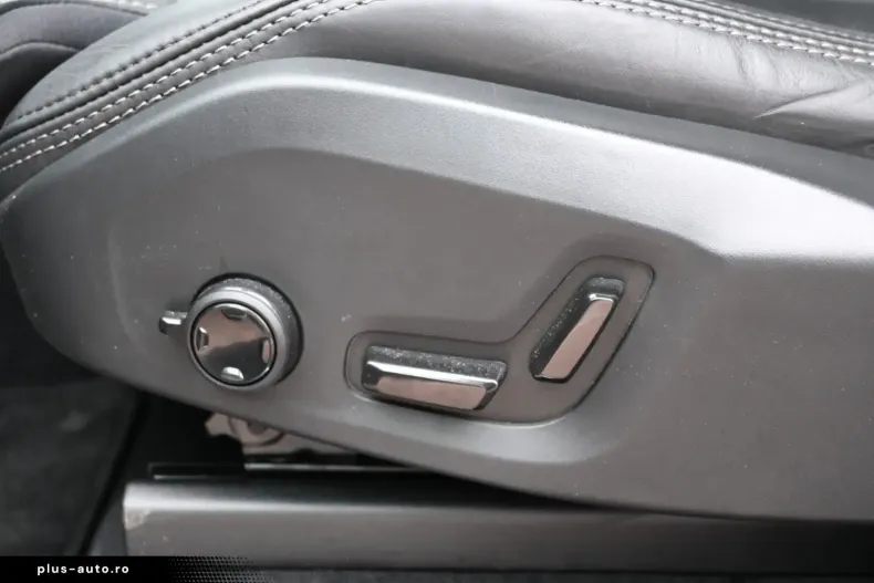 Volvo XC90 din 2022 cu 61.955 km - oferta VOL174866 - foto 17