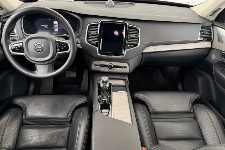Volvo XC90 din 2022 cu 72.000 km - oferta VOL174867 - foto 17