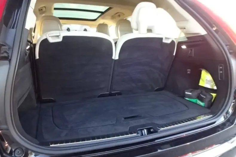 Volvo XC90 din 2023 cu 76.500 km - oferta VOL174874 - foto 18