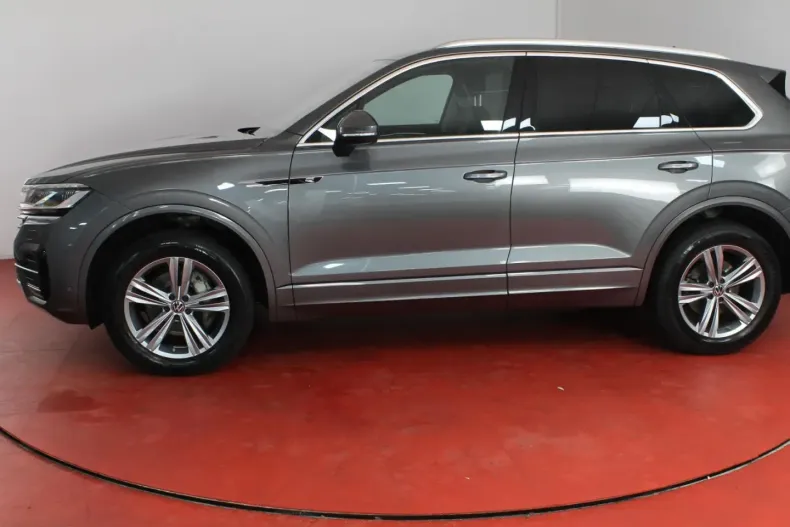 Volkswagen Touareg din 2022 cu 58.414 km - oferta VOL174875 - foto 23