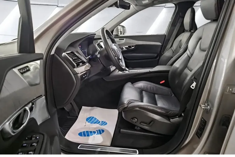 Volvo XC90 din 2022 cu 63.643 km - oferta VOL174876 - foto 7