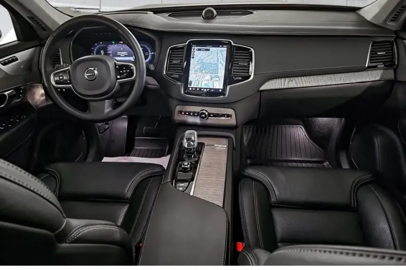 Volvo XC90 din 2022 cu 63.643 km - oferta VOL174876 - foto 10