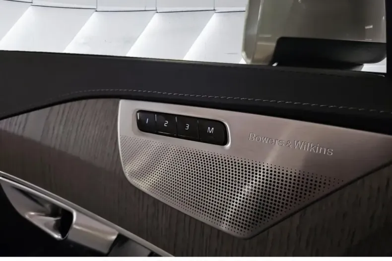 Volvo XC90 din 2022 cu 63.643 km - oferta VOL174876 - foto 20