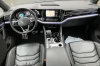 Volkswagen Touareg din 2021 cu 41.780 km - oferta VOL174878 - foto 4