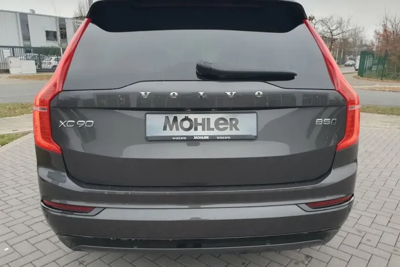 Volvo XC90 din 2022 cu 58.888 km - oferta VOL174880 - foto 8