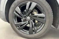 Volkswagen Touareg din 2021 cu 84.690 km - oferta VOL174881 - foto 13