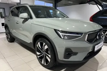 Volvo XC40 din 2022 - oferta VOL174882
