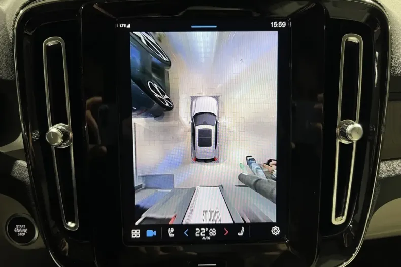 Volvo XC40 din 2022 cu 38.948 km - oferta VOL174882 - foto 25