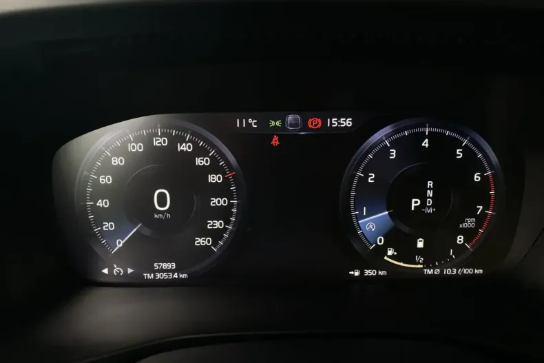 Volvo XC40 din 2021 cu 57.874 km - oferta VOL174889 - foto 16