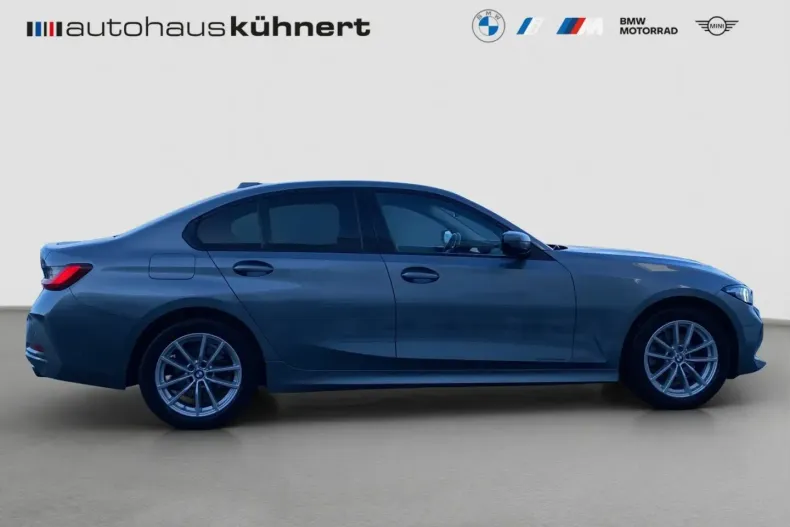 BMW 320 din 2022 cu 73.994 km - oferta BMW174892 - foto 8