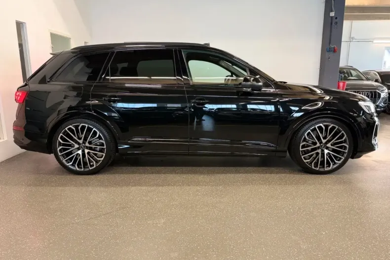 Audi Q7 din 2024 cu 8.000 km - oferta AUD174895 - foto 4