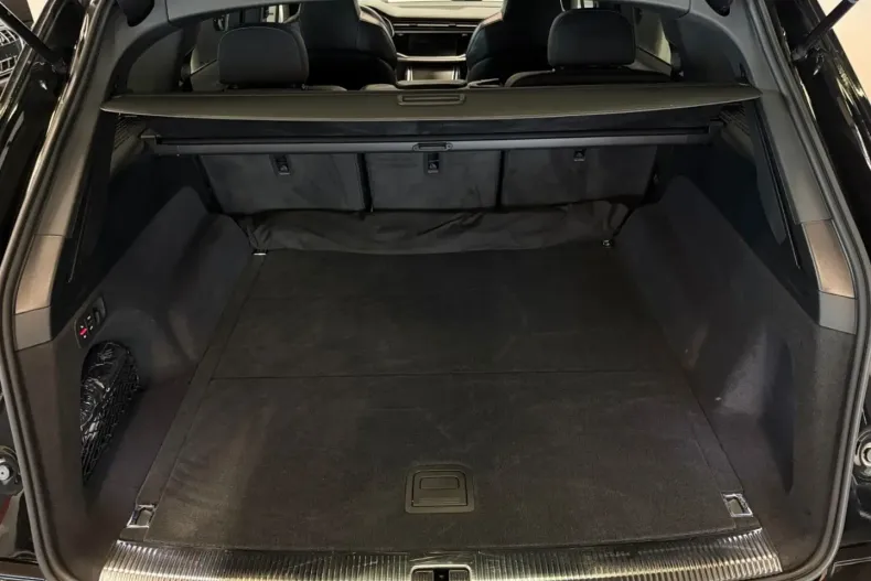 Audi Q7 din 2024 cu 8.000 km - oferta AUD174895 - foto 17