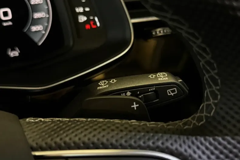 Audi Q7 din 2024 cu 8.000 km - oferta AUD174895 - foto 31