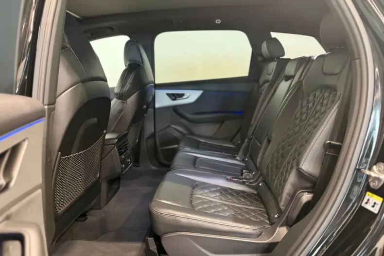 Audi Q7 din 2024 cu 8.000 km - oferta AUD174895 - foto 49