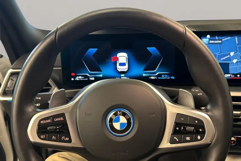 BMW 330 din 2024 cu 16.916 km - oferta BMW174897 - foto 12