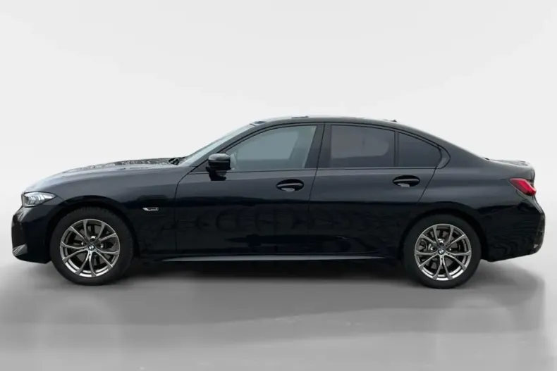 BMW 330 din 2022 cu 15.400 km - oferta BMW174899 - foto 3