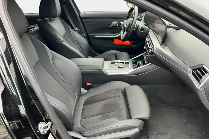 BMW 330 din 2022 cu 15.400 km - oferta BMW174899 - foto 10