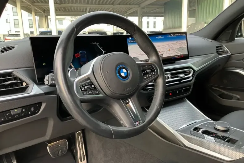 BMW 330 din 2022 cu 60.700 km - oferta BMW174900 - foto 8