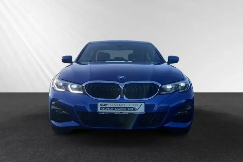 BMW 330 din 2022 cu 63.800 km - oferta BMW174902 - foto 1